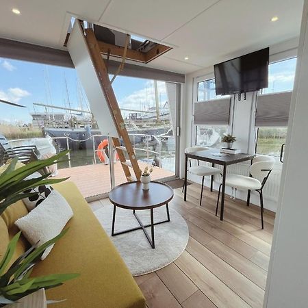 Tiny Lake Houses Near The Beach And Centre By Weltevreden Experience Zeewolde Exterior photo