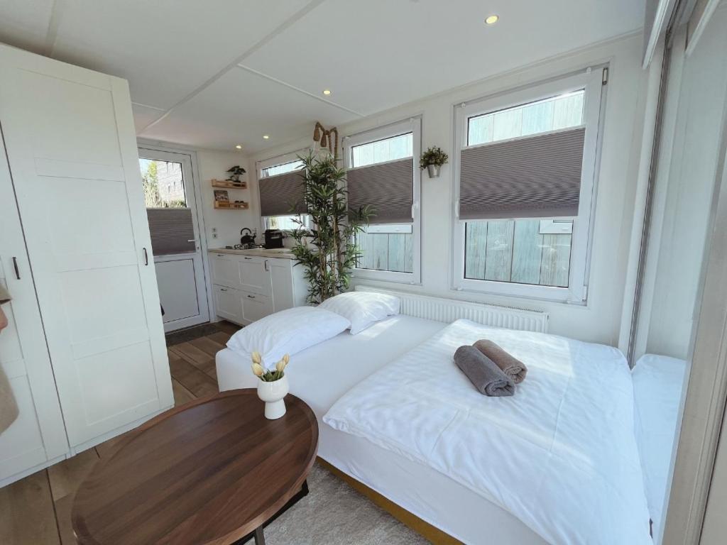 Tiny Lake Houses Near The Beach And Centre By Weltevreden Experience Zeewolde Exterior photo